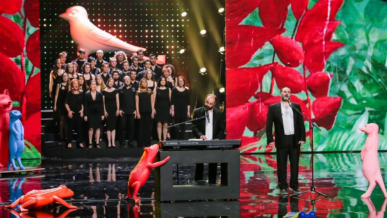 Bel palco: i Camillas con coro al seguito nella finalissima di Italia’s Got Talent