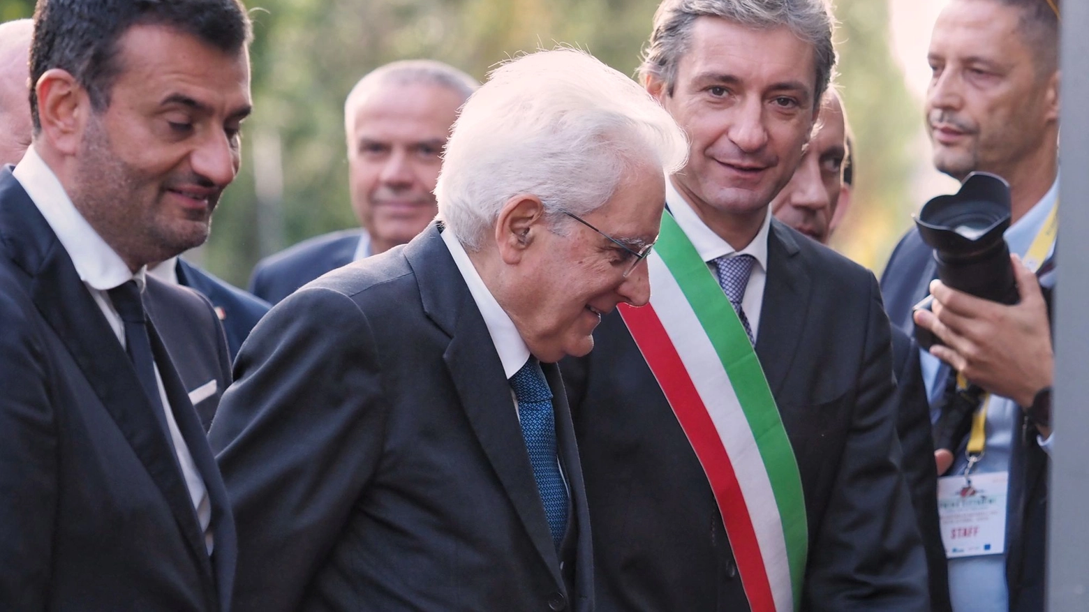 Sergio Mattarella accolto dal sindaco Gnassi (foto Bove)