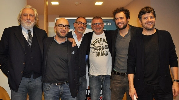 Fabio De Luigi e Andrea Pisani con Giometti e i produttori (Foto Concolino)