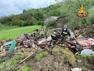 Maltempo, crolla una casa a Fontanelice (Imola), morto un uomo