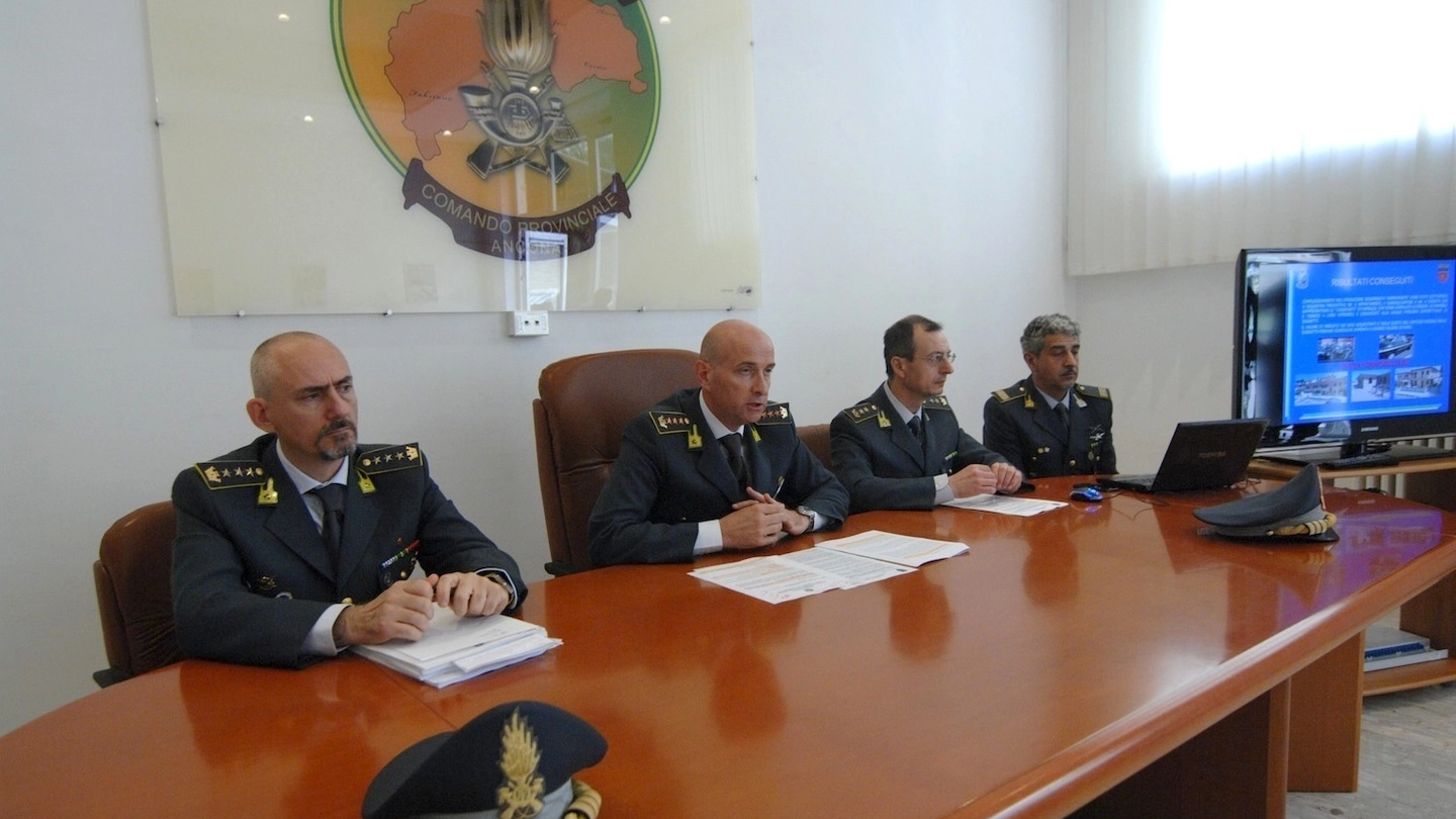 Ancona, la conferenza stampa della Guardia di Finanza sull'operazione Aspromonte (Foto Antic)
