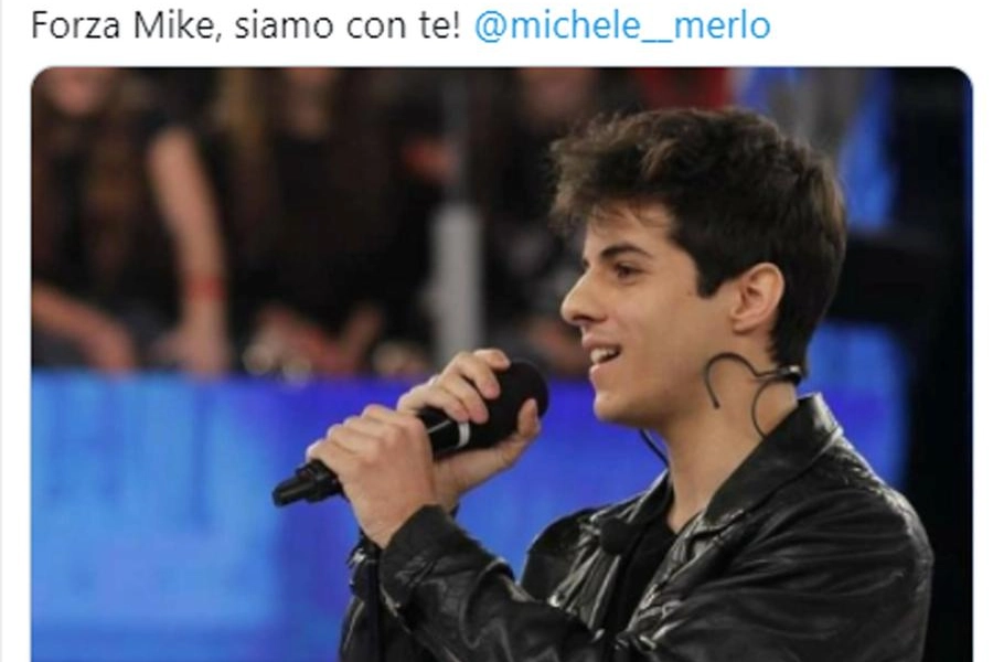 Il post di Amici su Michele Merlo: "Forza Mike, siamo con te"