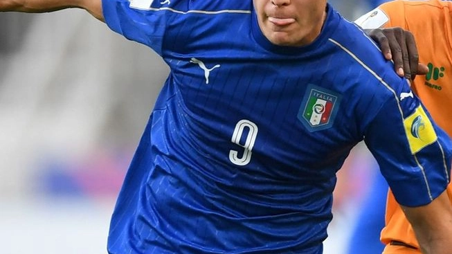 Andrea Favilli con la maglia azzurra della Nazionale in una partita del recente mondiale Under 20 che lo ha definitivamente  lanciato