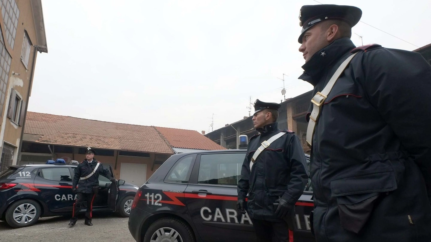 Sul posto sono intervenuti i carabinieri (Foto d’archivio Radaelli)