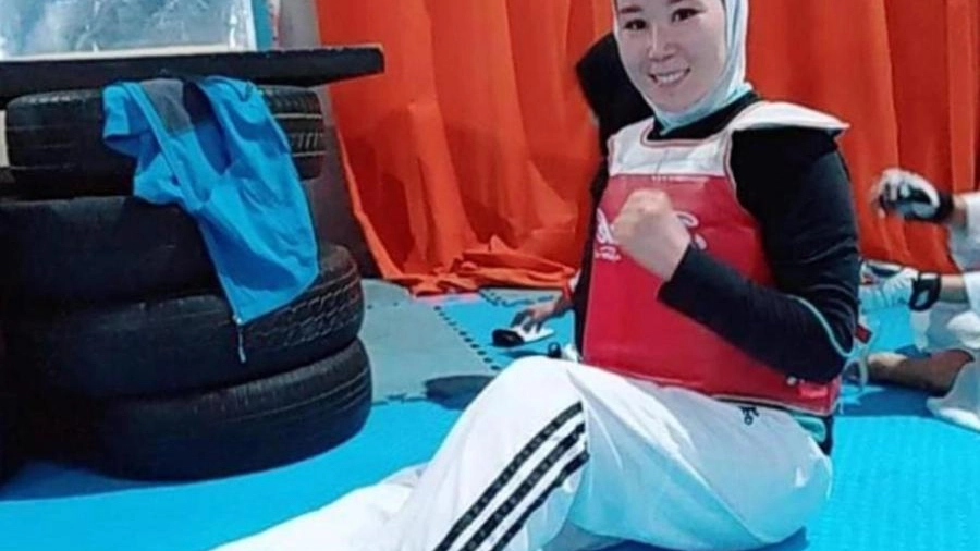 Zakia Khudadadi, atleta paralimpica afghana (Ansa)