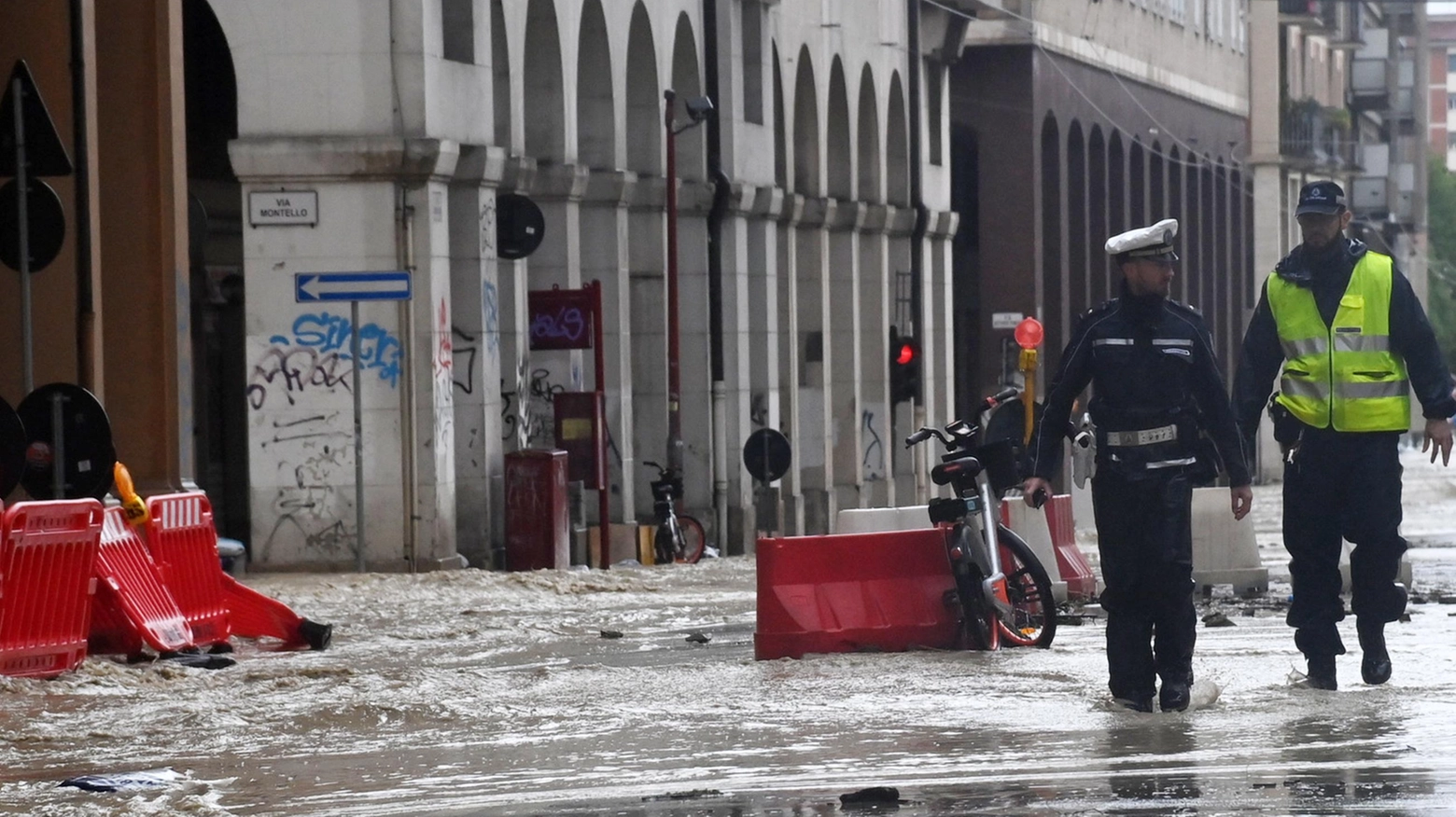 Alluvione, le zone escluse  Lepore torna in pressing  "La lista è incompleta"  Bignami: "Basta polemiche"
