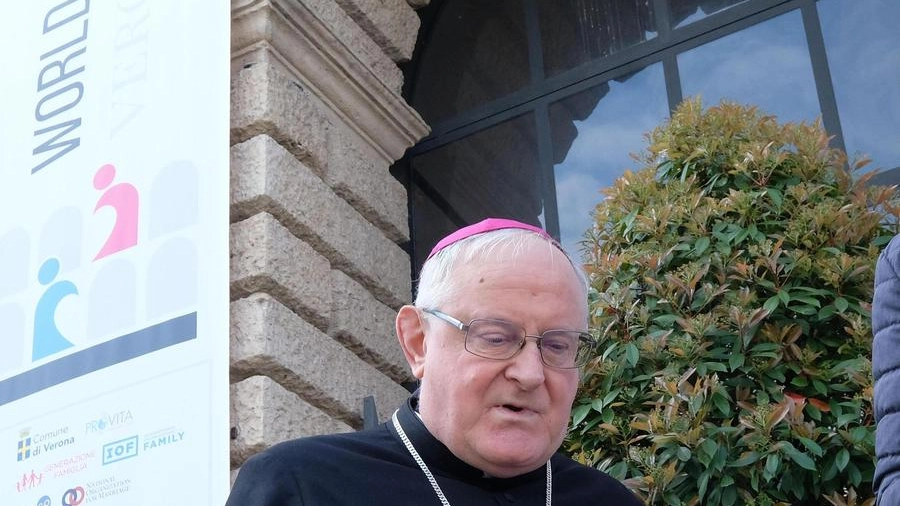 Monsignor Giuseppe Zenti, vescovo di Verona (Ansa)