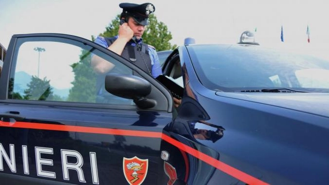 I carabinieri hanno sorpreso il marocchino in un locale di Reggio