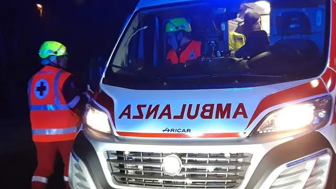 Incidente mortale a Bologna: ambulanza