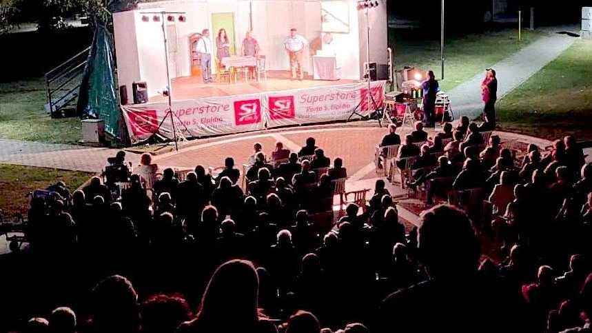 

Spettacoli teatrali in beneficenza a Porto Sant'Elpidio: "Lu paradisu po' spettà"