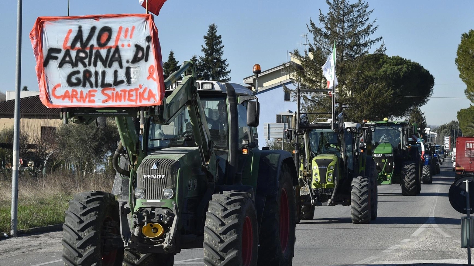 Coldiretti e la protesta dei trattori: "Non ci vogliono al loro fianco, ma noi continuiamo a batterci"