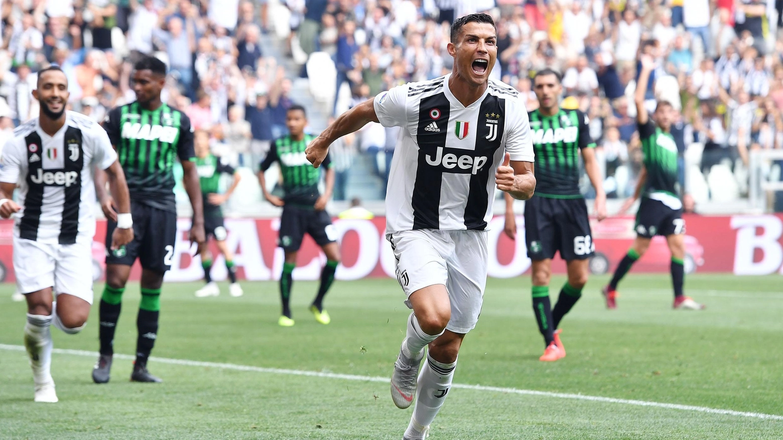 Cristiano Ronaldo in gol (foto Ansa)