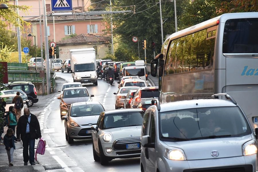 Traffico in via Toscana