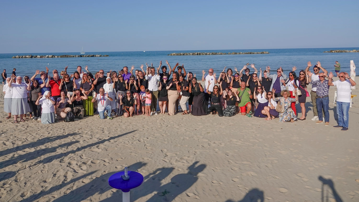 La prima spiaggia d'Italia per sordi a Porto San Giorgio (Foto Zeppilli)