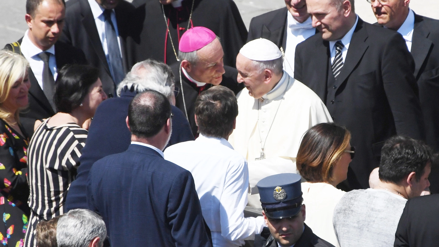 L'arcivescovo Matteo Zuppi con Papa Francesco (FotoSchicchi)