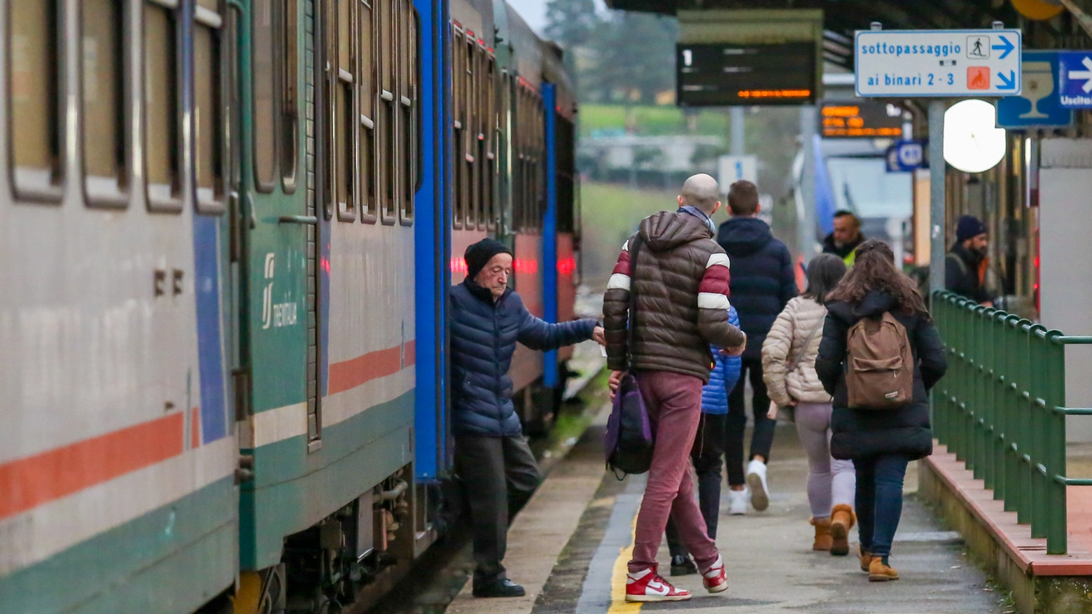 Ritardi dei treni: in Emilia Romagna protocollo fra Trenitalia Tper e le Associazioni dei consumatori