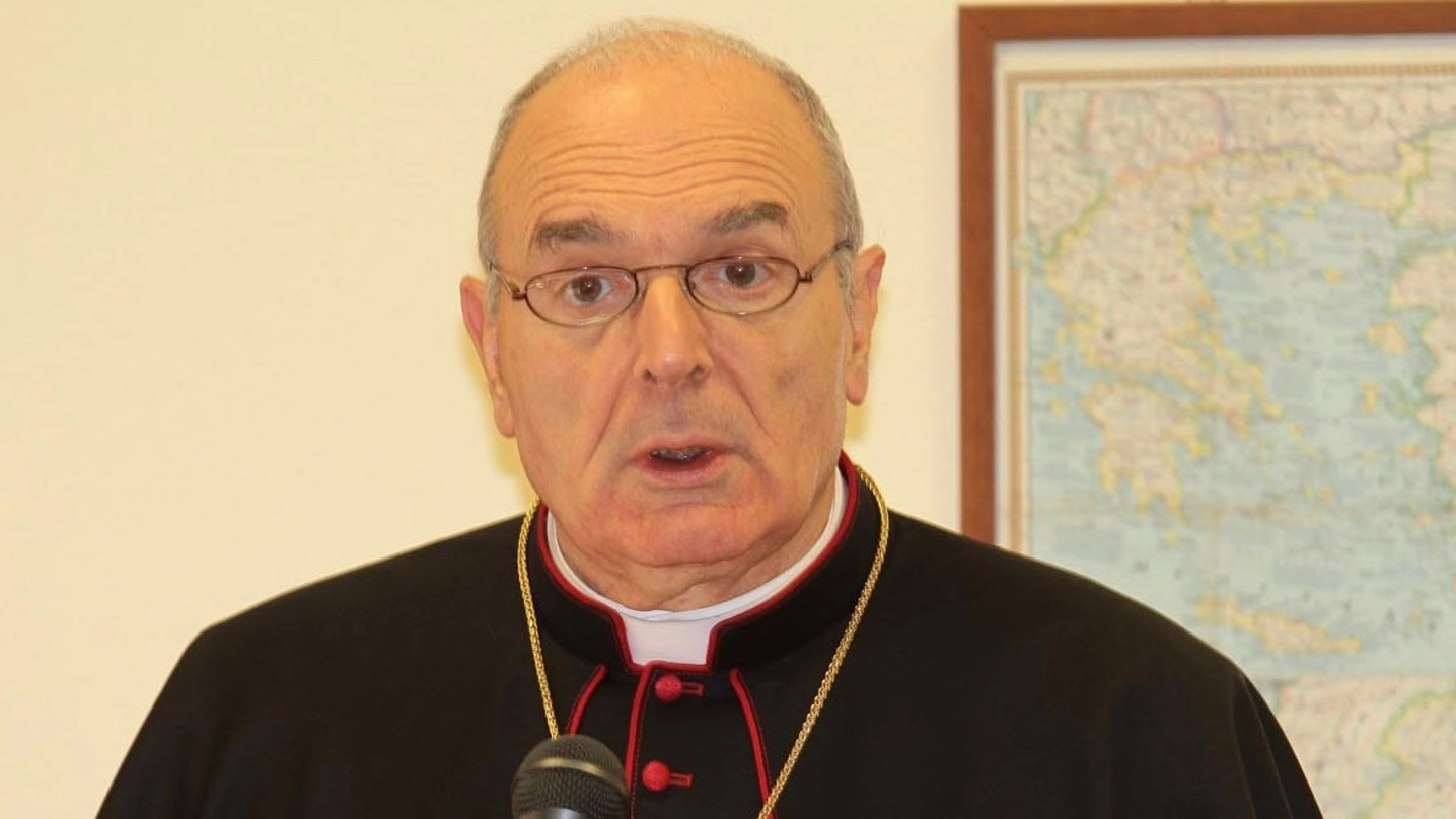 Il vescovo di Reggio e Guastalla Massimo Camisasca