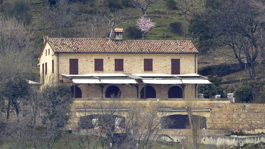 La villa sul San Bartolo appartenente alla zarina Valentina Matvienko