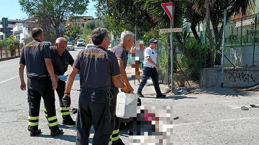 I soccorsi dopo l'incidente a San Benedetto