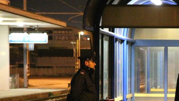 Ragazza rapinata in stazione  Nei guai un giovane di 27 anni
