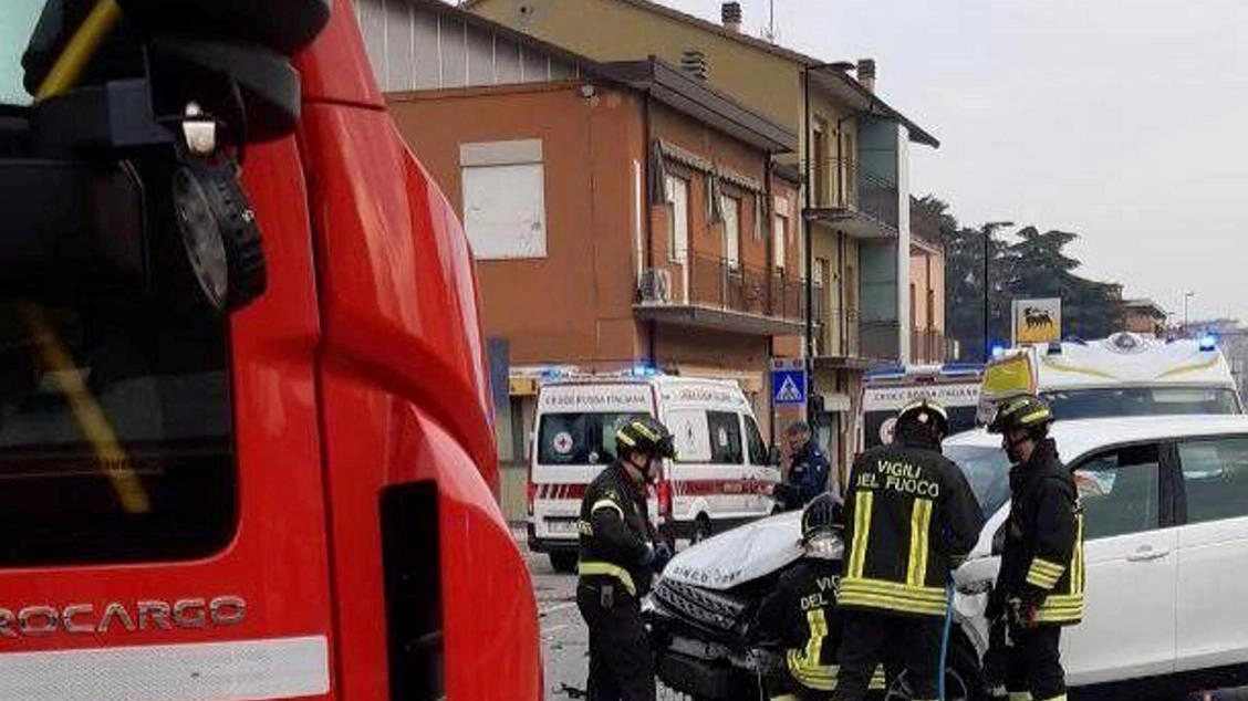 Quattro feriti nello scontro in via Matteotti