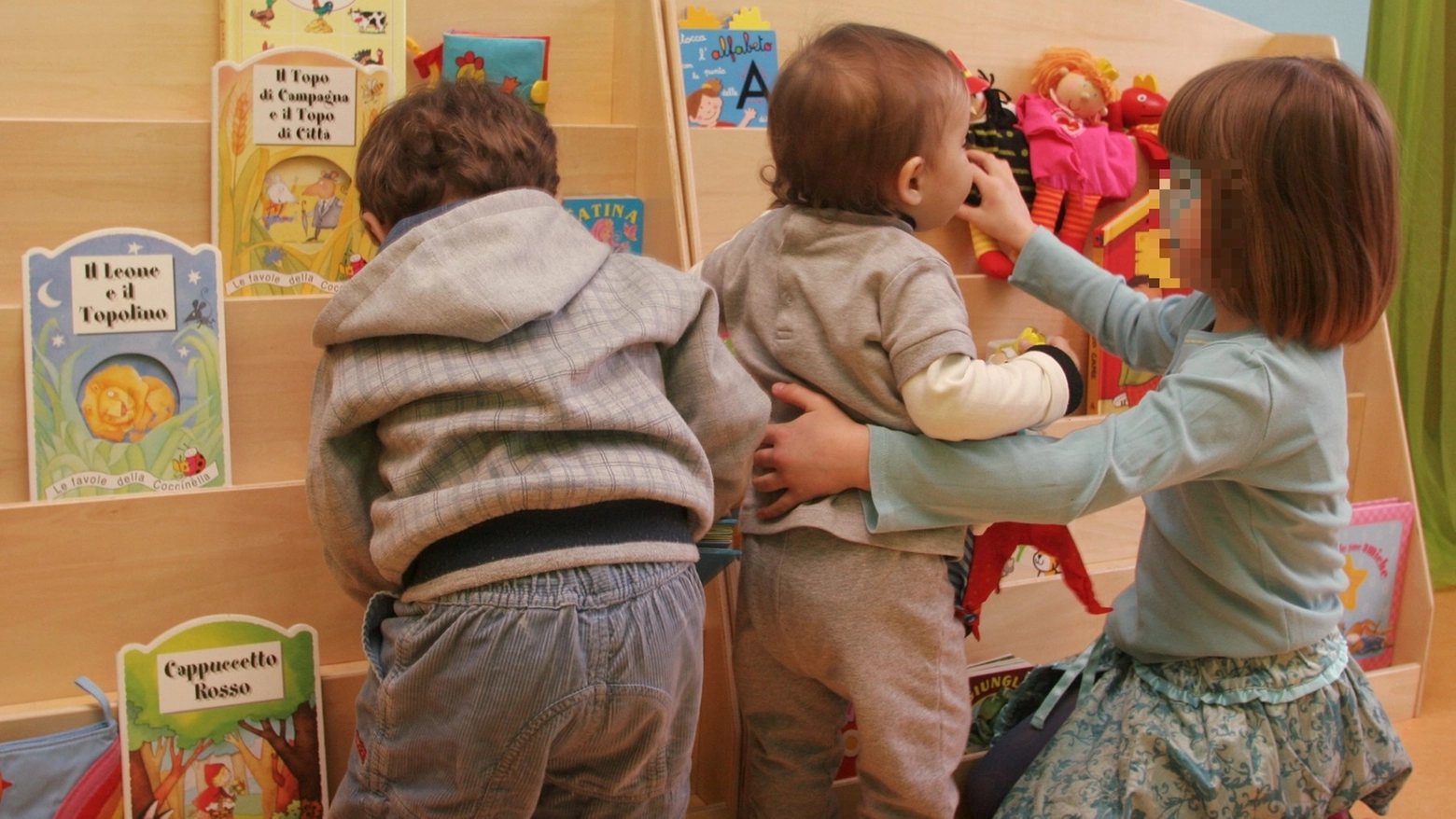 Bambini all'asilo nido (foto d'archivio)