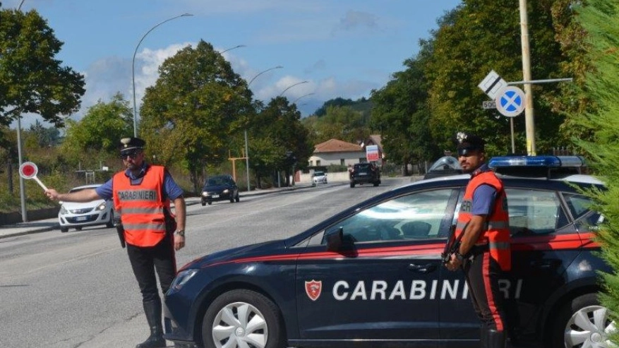 I carabinieri fabrianesi durante uno dei controlli in strada