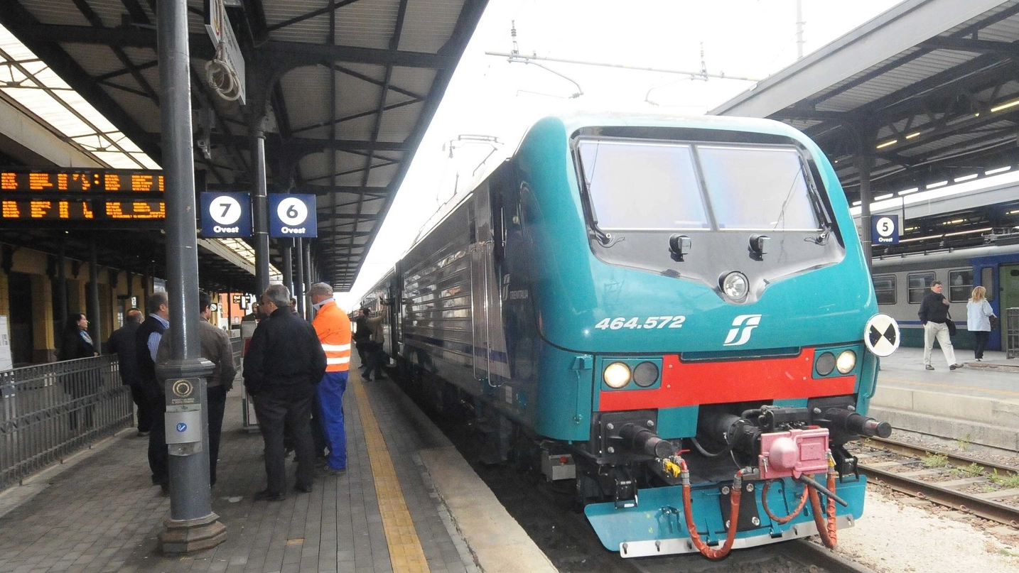 Circolazione dei treni sospesa sulla line Bologna-Prato (Foto d’archivio Schicchi)