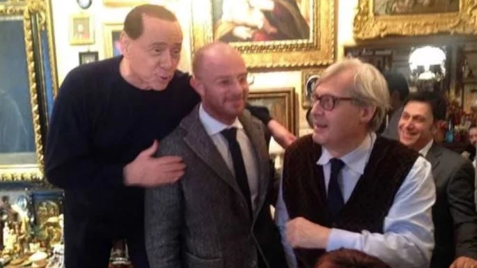 Berlusconi a Ro per la festa di compleanno di Nino Sgarbi