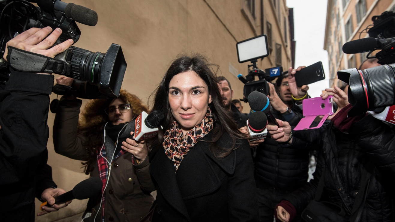 L’onorevole riminese Giulia Sarti al centro  dello scandalo legato alle foto hard rubate
