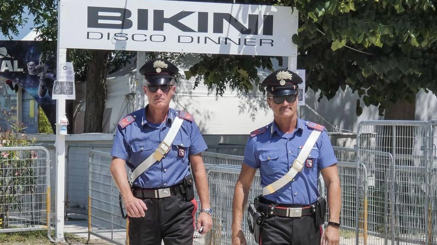 Stupro a Cattolica fuori dalla discoteca Malindi: carabinieri sul posto