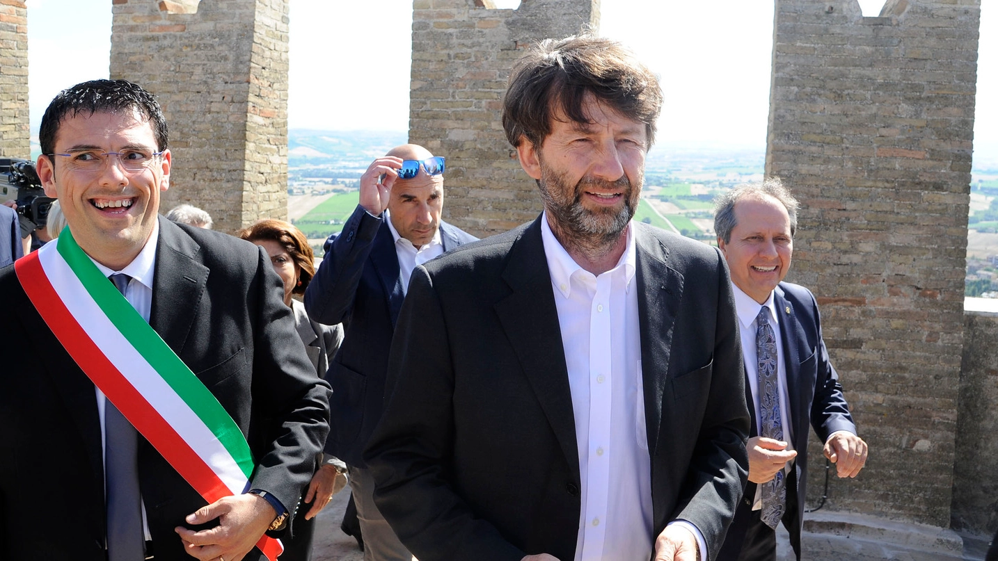 Il ministro Dario Franceschini inaugura la Torre del Borgo (foto Calavita)