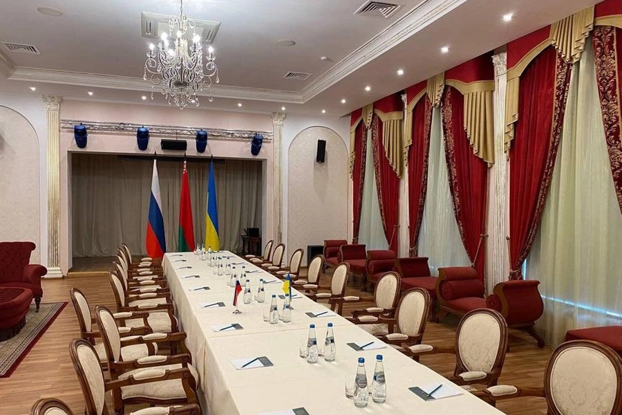 La sala dei colloqui Russia Ucraina in Bielorussia