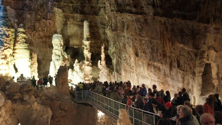 Le Grotte di Frasassi (Foto Di Marco)