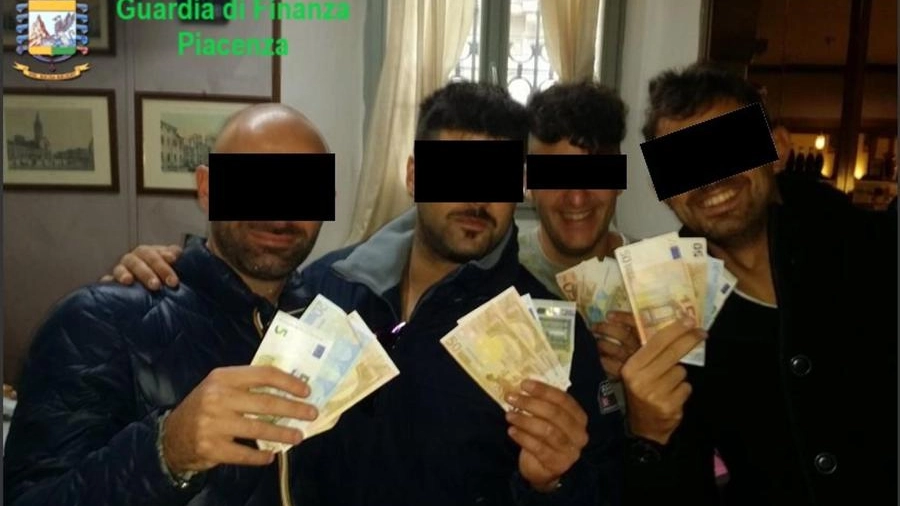 Tutti condannati i carabinieri della caserma Levante di Piacenza (Ansa)