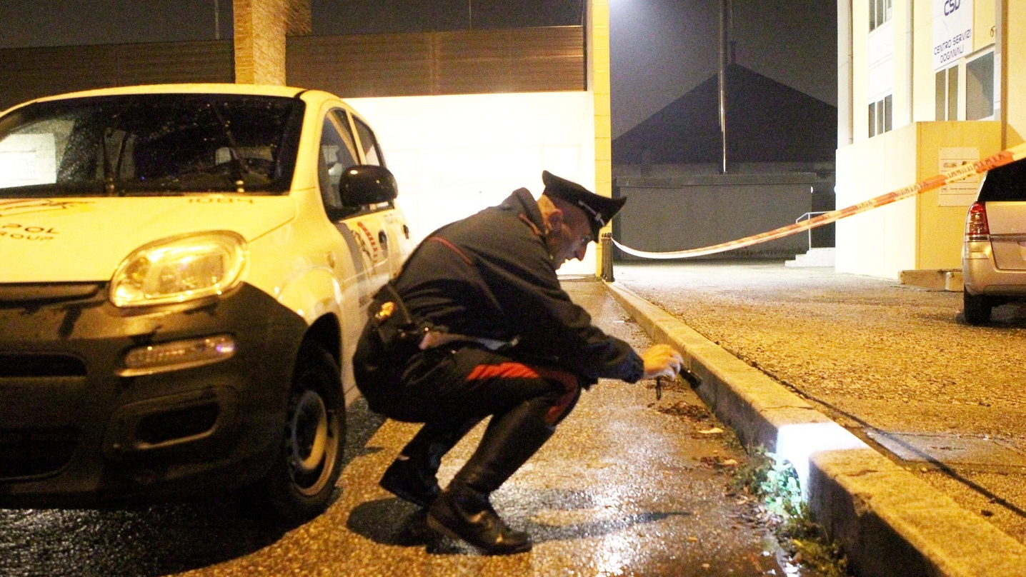 Le indagini sono effettuate dai carabinieri della Compagnia di Cesena subito intervenuti sul posto