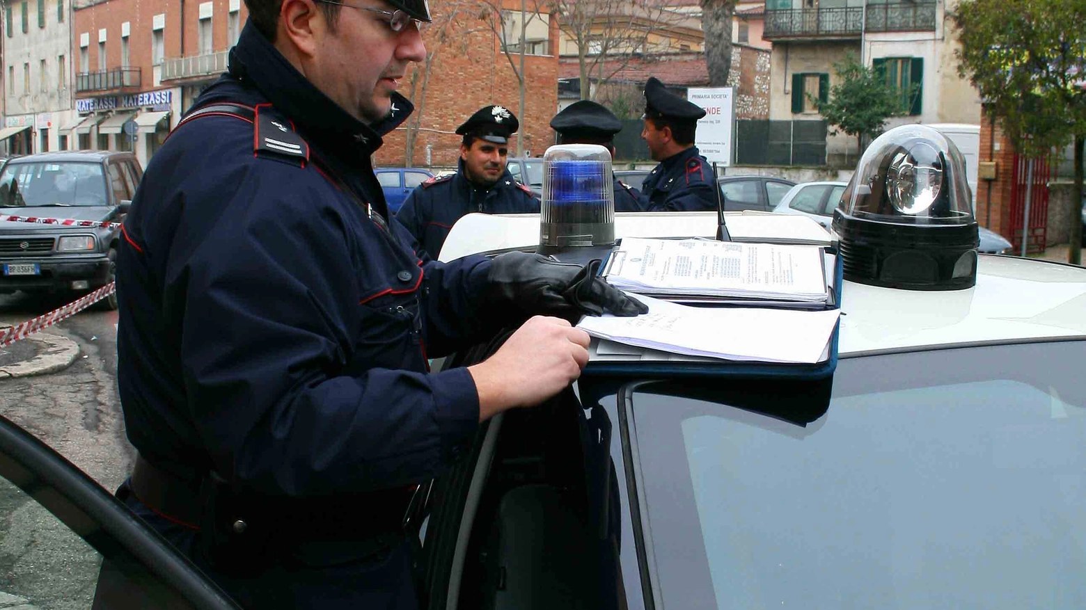 Ascoli, aggredisce i carabinieri: arrestato 40enne (Pianetafoto di repertorio)