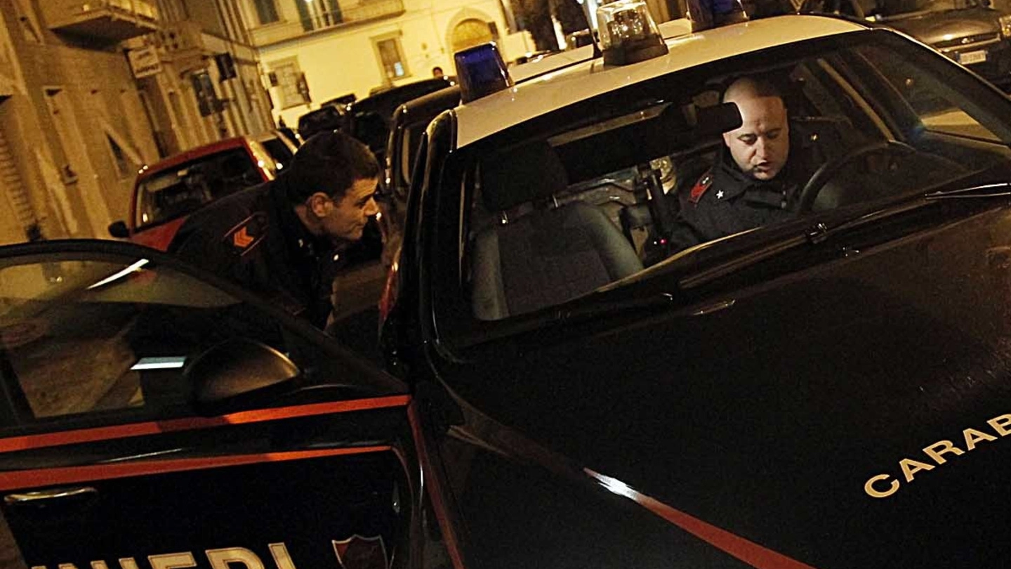 Sui furti degli ultimi giorni indagano i carabinieri e anche la polizia (Foto Germogli)
