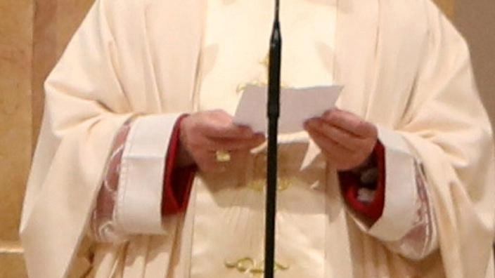 Regattieri, 50 anni di sacerdozio : "Prete grazie alla maestra cesenate"