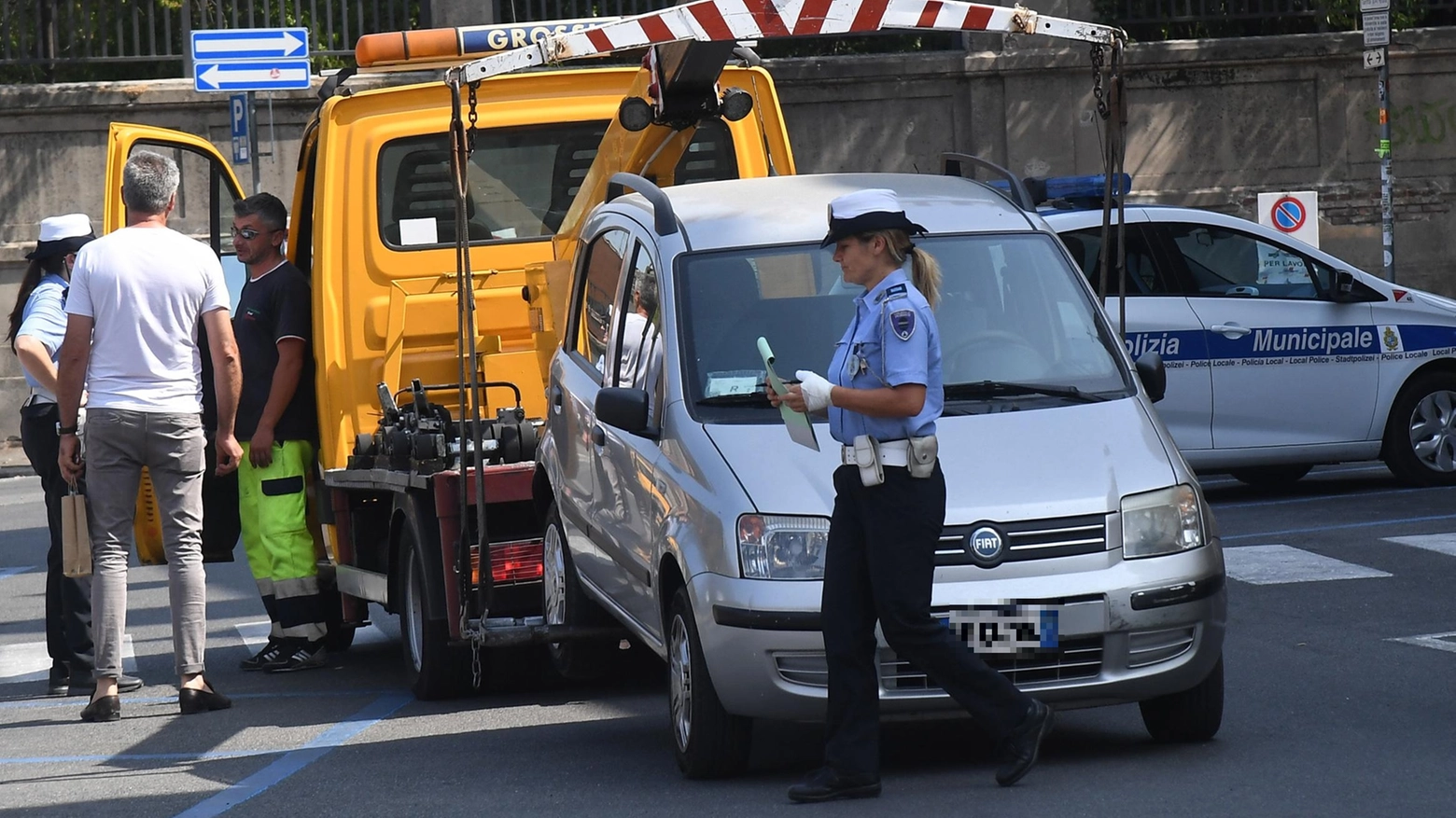 Rimozione delle auto a Bologna: aumenta il costo per i cittadini