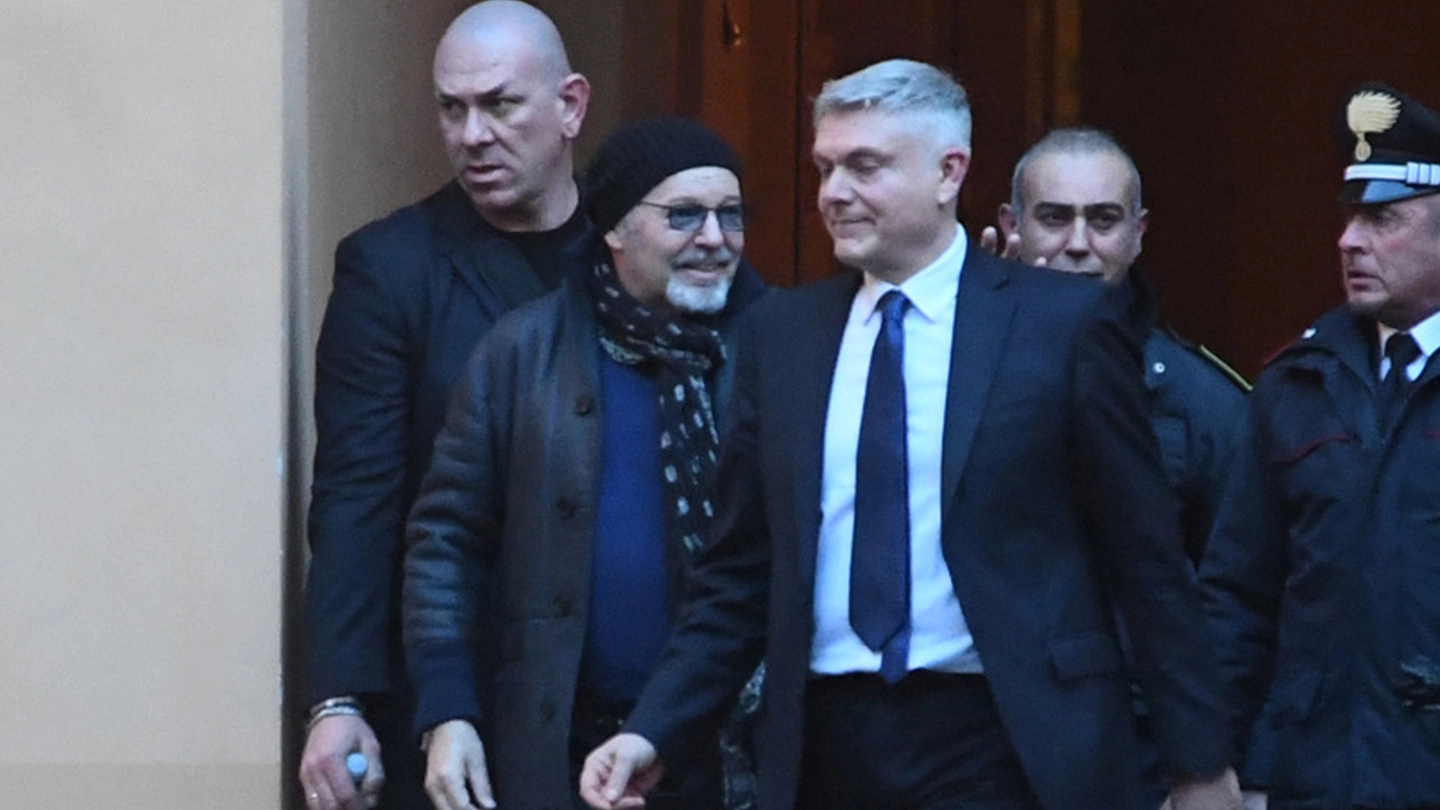 Processo all'ex manager Salvati, Vasco Rossi in tribunale (foto Schicchi)