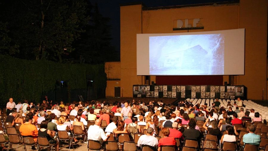 Arena Puccini 2022, il programma del cinema all'aperto