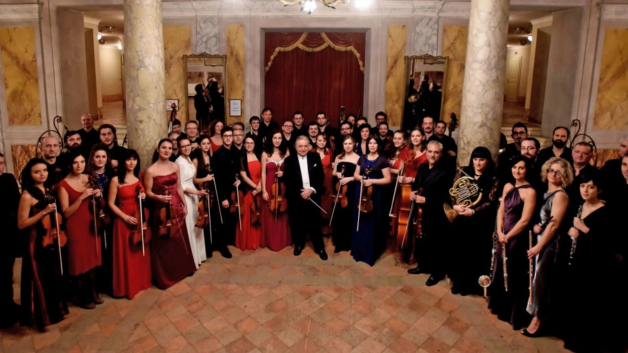 L'Orchestra Filarmonica Rossini con Donato Renzetti