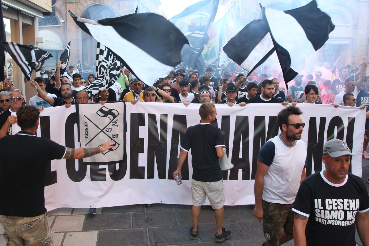 Tifosi del Cesena in manifestazione
