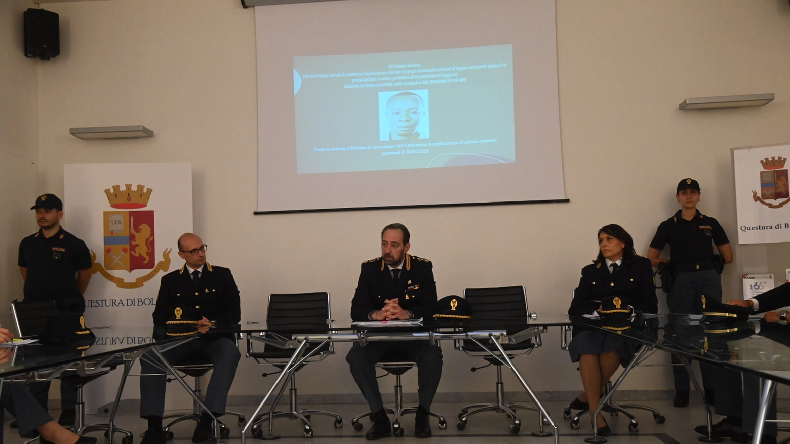 Immigrazione clandestina tra Italia e Ghana, conferenza stampa a Bologna