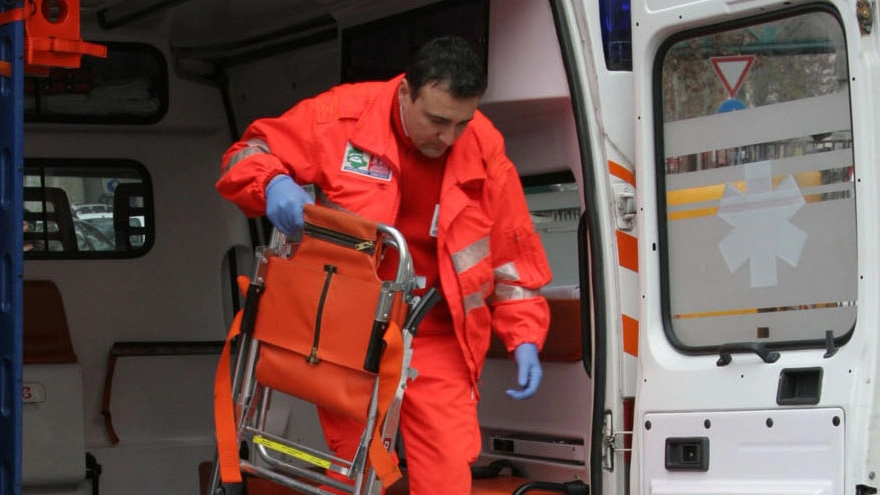 Ambulanza (archivio Crocchioni)