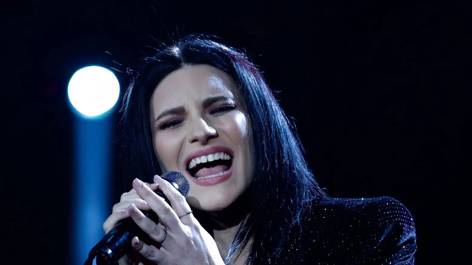 Laura Pausini pensa a un doppio concerto a Solarolo prima del prossimo tour