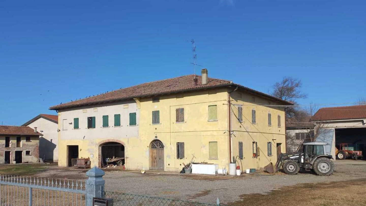 L’azienda agricola, nella frazione di Zenerigolo, dell’agricoltore Vittorio Ragazzi