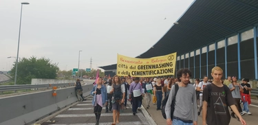 Manifestazione contro il Passante, gli attivisti: “Bloccheremo la tangenziale di Bologna”