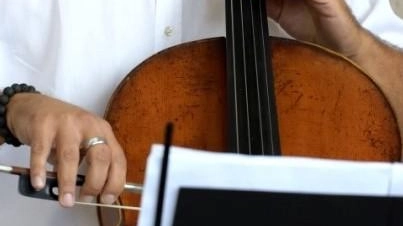 "La Maestra di Venezia", violini e violoncello alla chiesa del Gesù